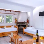 Aparthotel Nikos Koukounaries