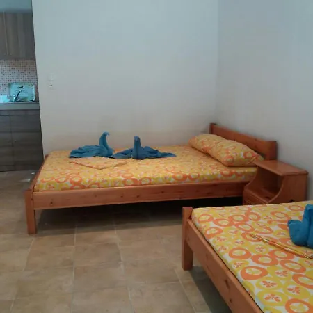Apartahotel Nikos 3*