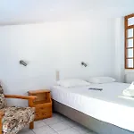 Aparthotel Nikos