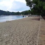 Hotel de apartamente Nikos Koukounaries