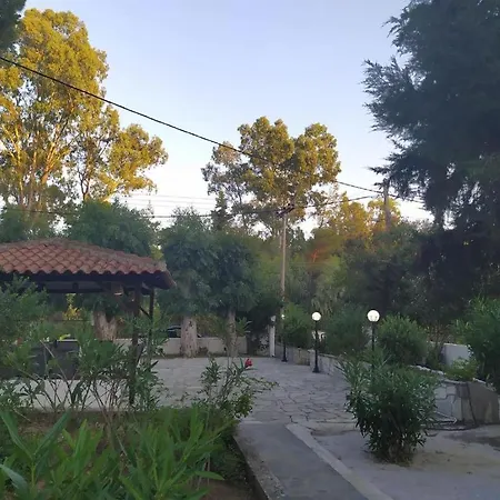 Aparthotel Nikos