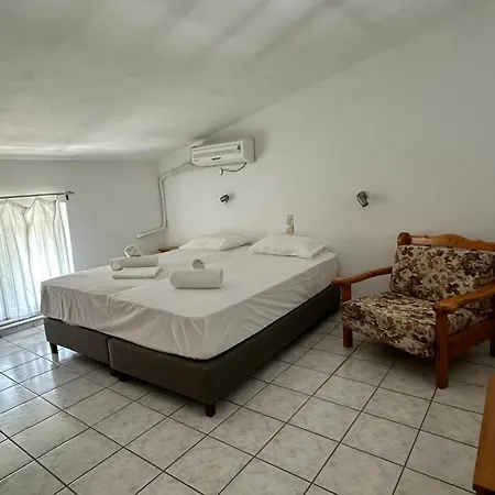 Nikos Aparthotel Koukounaries