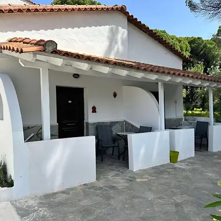 Aparthotel Nikos *