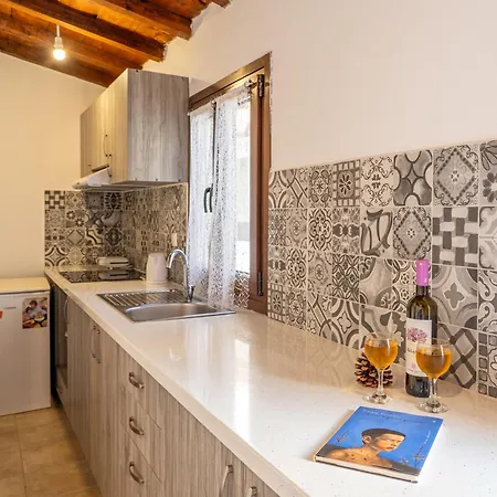 Hotel apartamentowy Nikos 3*