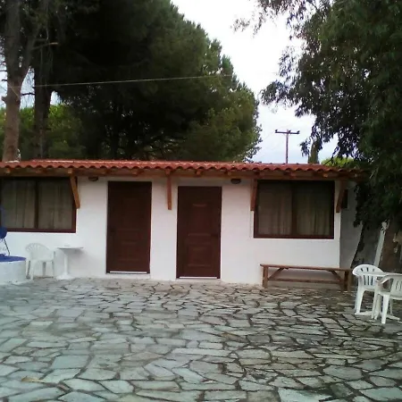 Aparthotel Nikos *